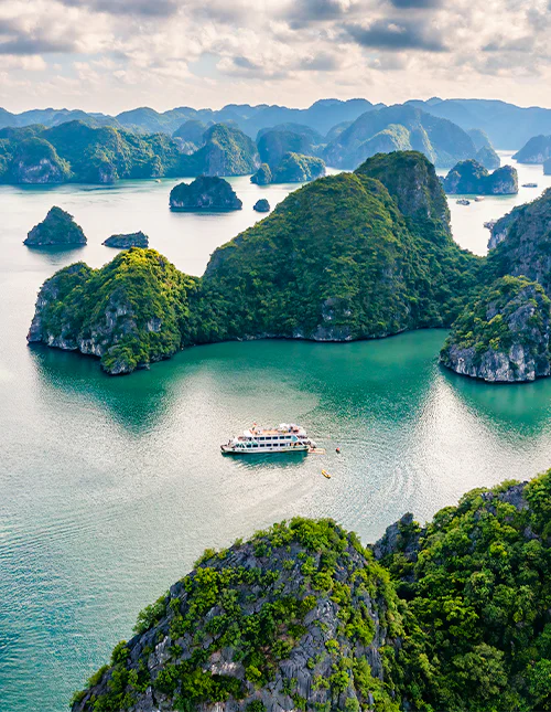 Uitzicht over de Lan Ha-baai in het noorden van Vietnam
