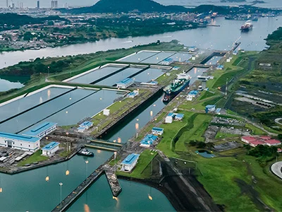 Overzicht van het sluisstelsel van het Panamakanaal